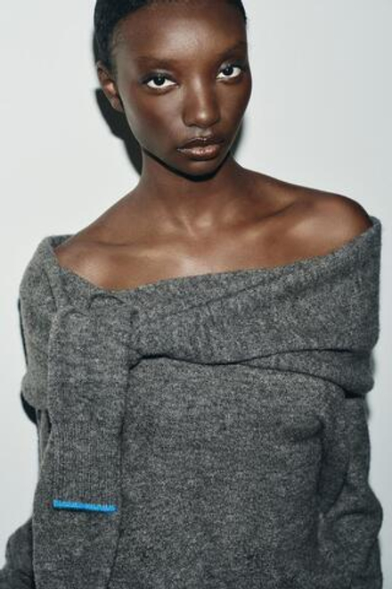 ZARA ТРИКОТАЖНЫЙ ДЖЕМПЕР С ОТКРЫТЫМИ ПЛЕЧАМИ, СЕРЫЙ МЕЛАНЖ