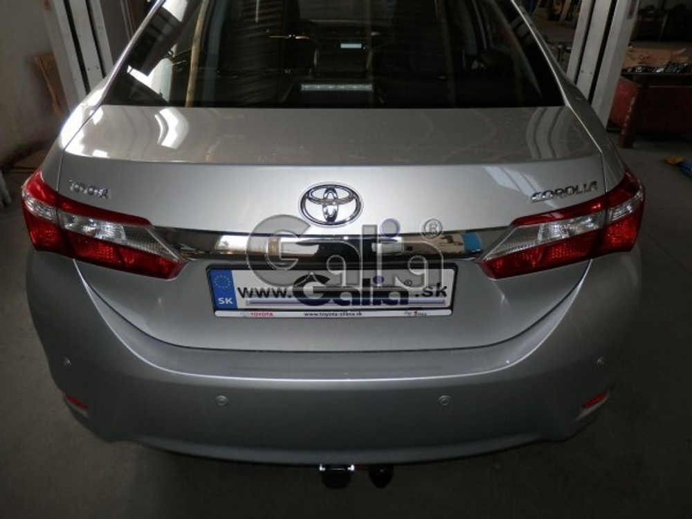 Фаркоп оцинкованный Galia T064A для Toyota Corolla седан 2013-2019(паспорт и сертификат в комплекте)(без электрики)