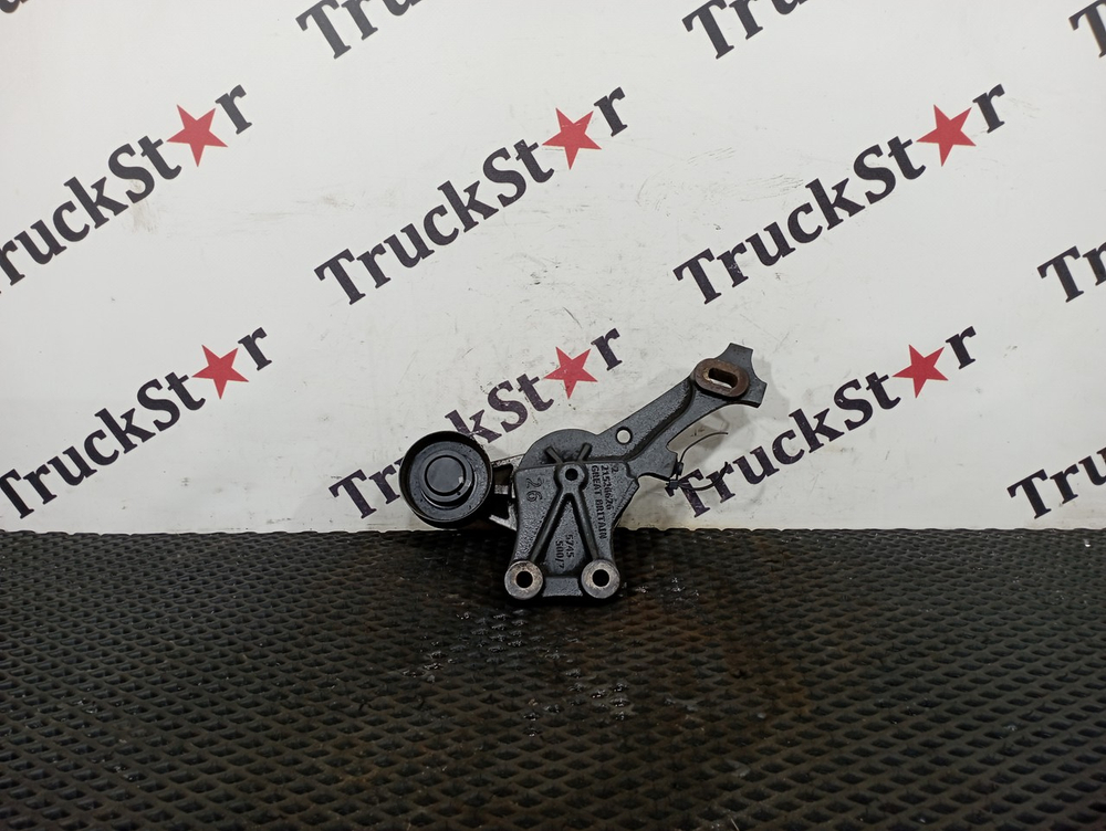 Кронштейн генератора