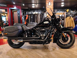Harley-Davidson Heritage 114 Softail Vivid Black 2022 с НДС