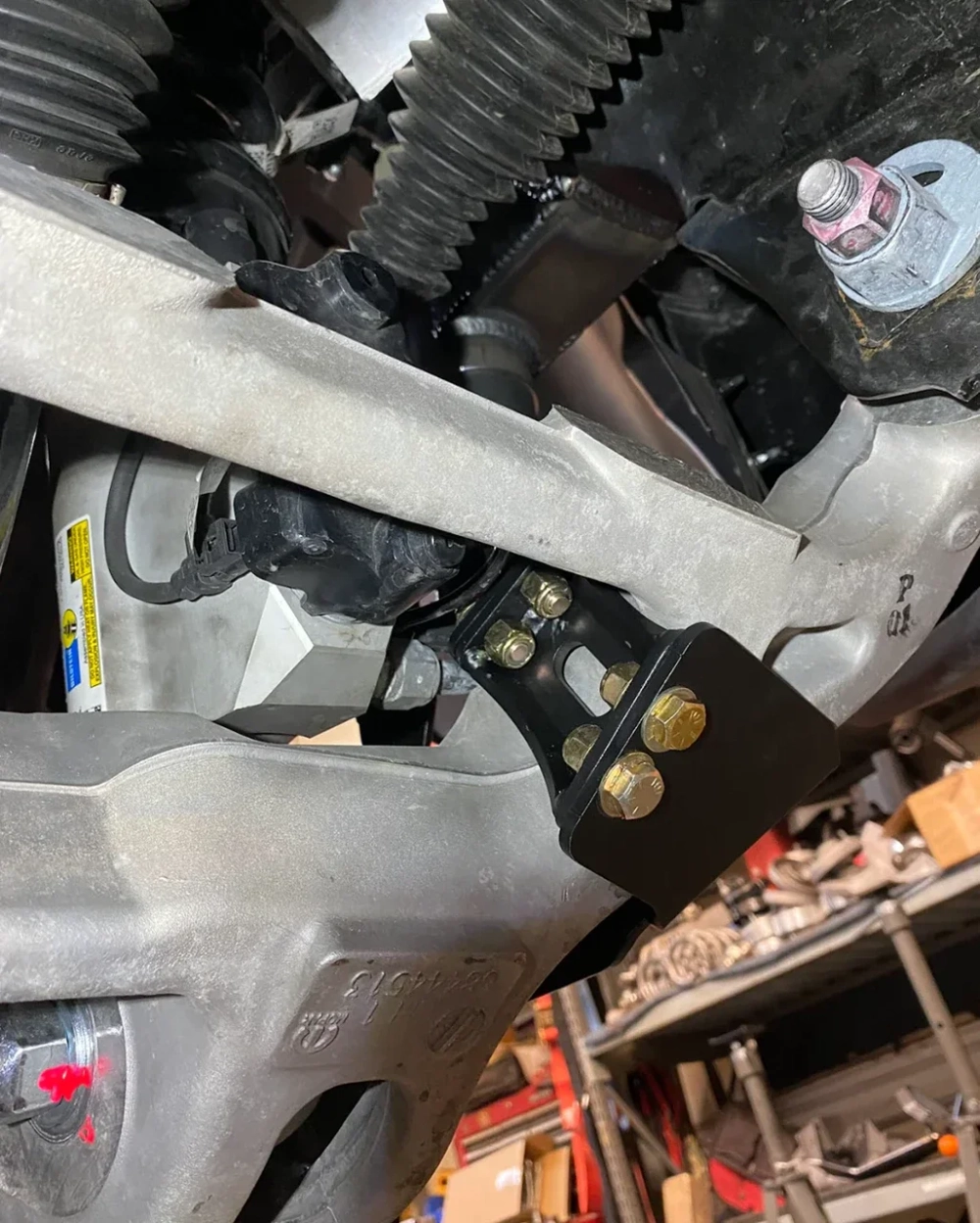 Комплект буферного отбойника и ограничительных ремней для передней подвески Ram TRX 2021-2024 РАМ