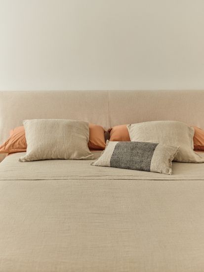 Плед Tandi из льна бежевого цвета 150 х 160 см