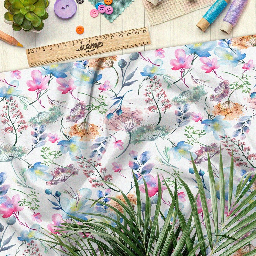 Ткань лён пастельные цветы на бежевом фоне