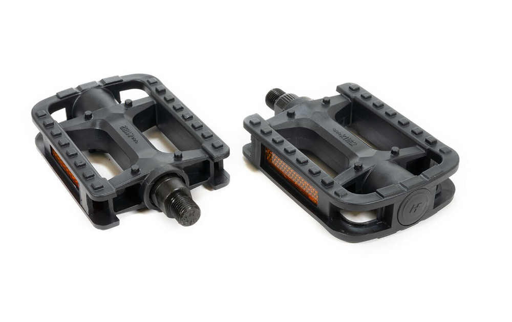 Педали TRIX CLASSIC пластиковые, 112x78мм, резьба 1/2", с шипами, черные