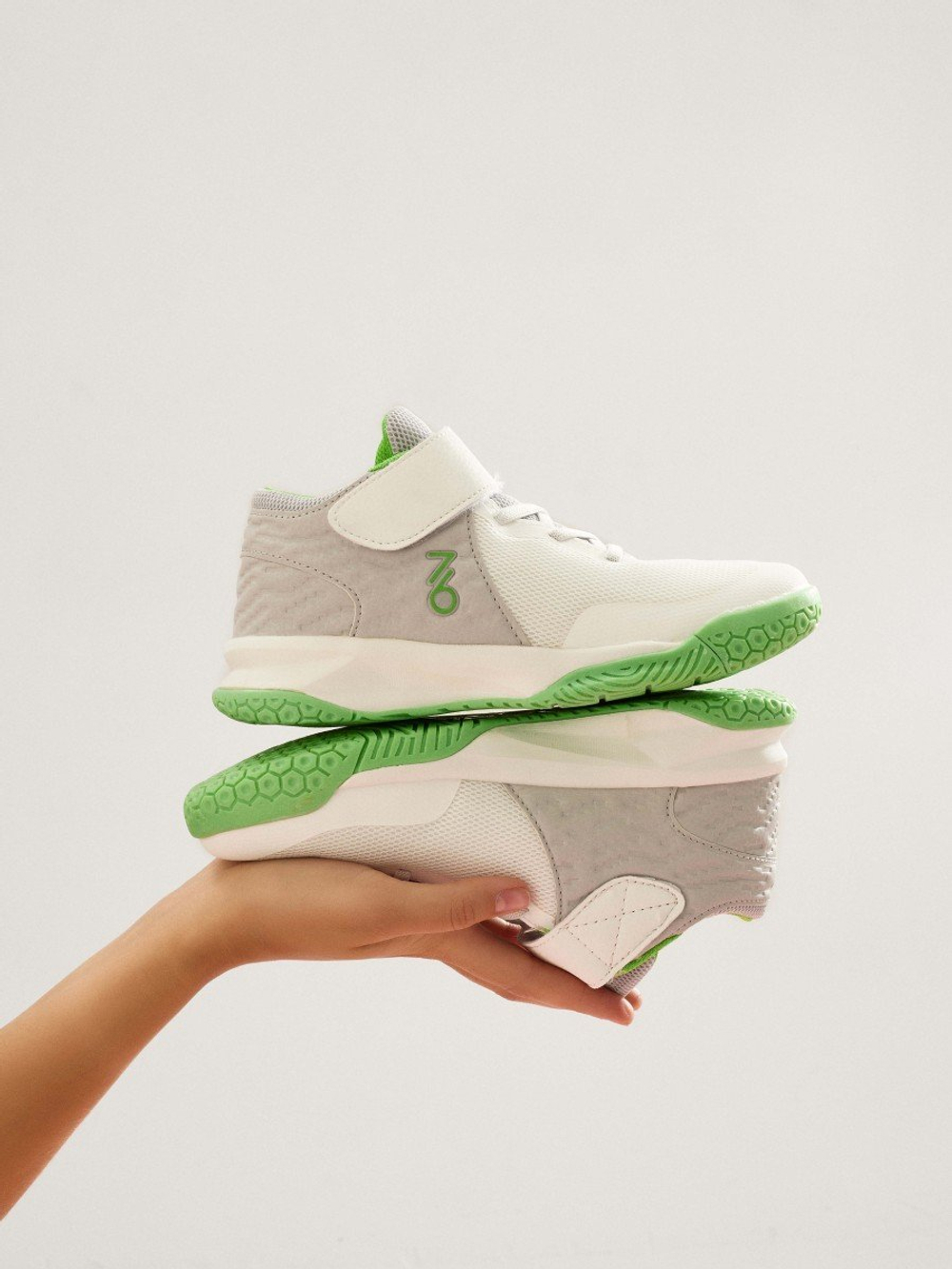 Кроссовки для тенниса Детские SEVENSIX LEO KIDS для всех покрытий