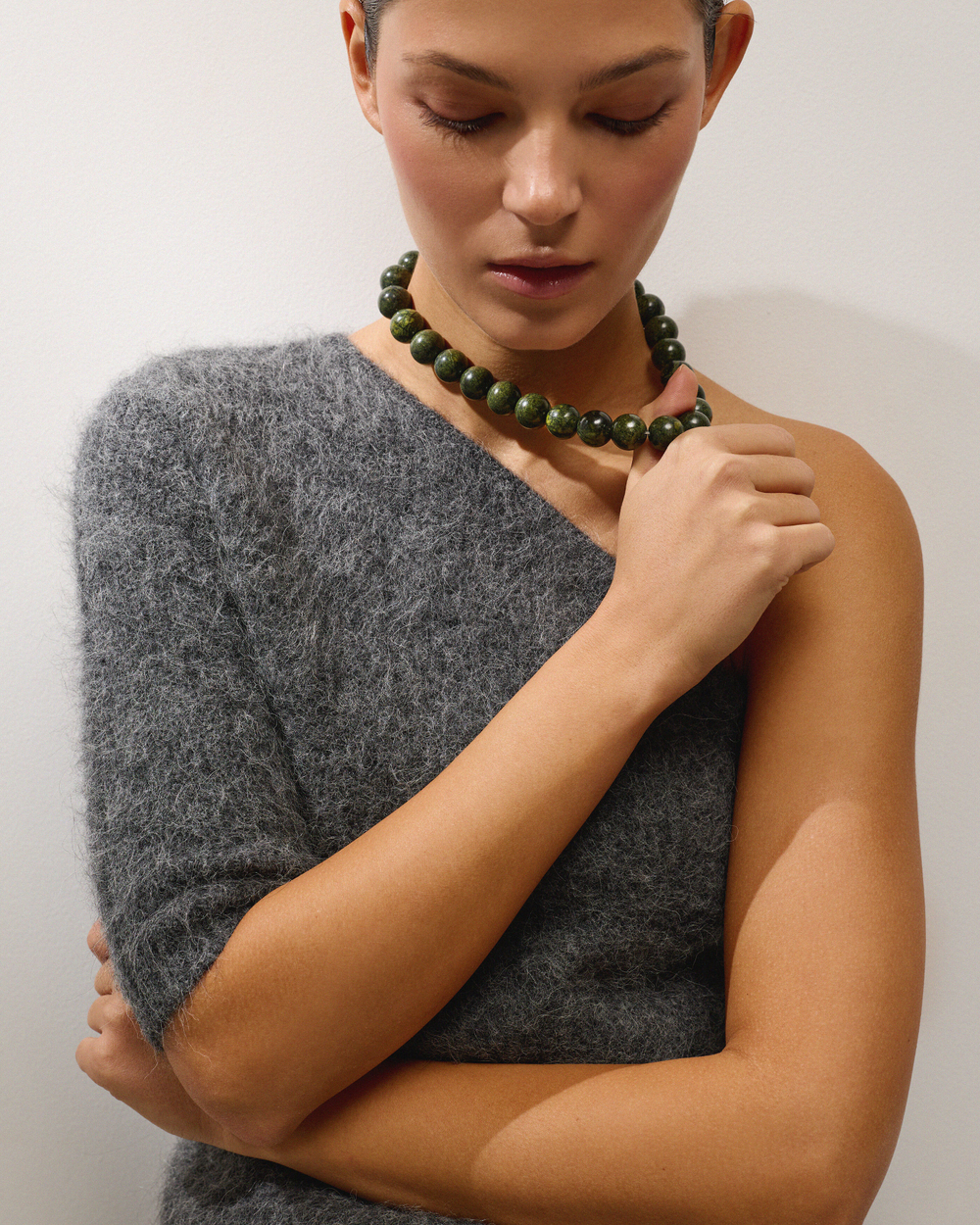 Бусы из змеевика