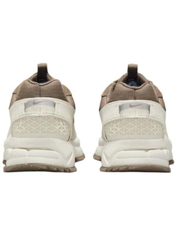 Кроссовки Nike Vomero 5 Roam Brown
