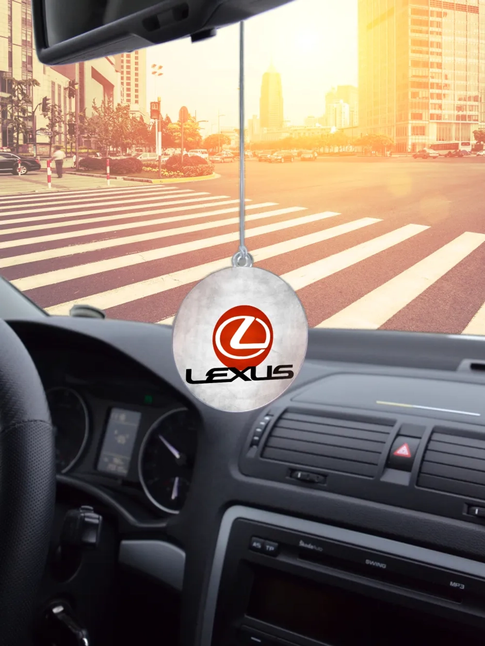 Подвеска в машину - Lexus