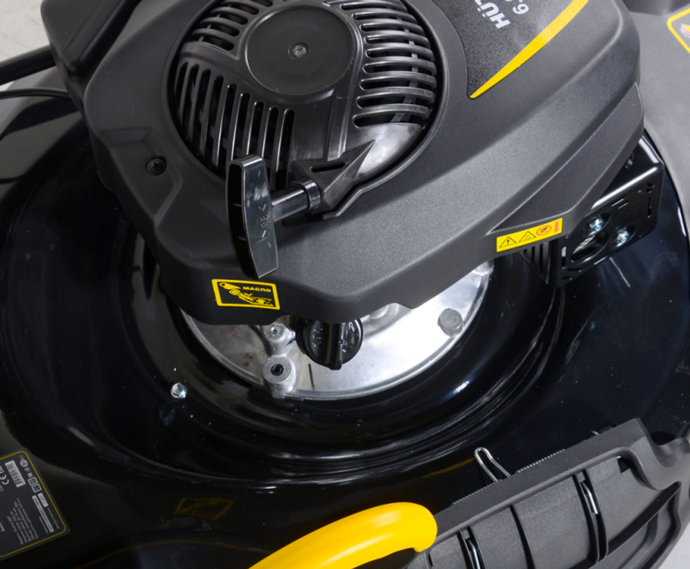 Газонокосилка бензиновая Huter GLM-6.0 SP
