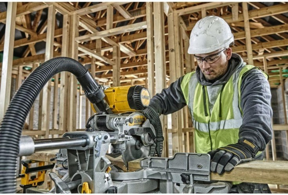 Пила торцовочная сетевая DeWALT DWS 727 DWS727-QS