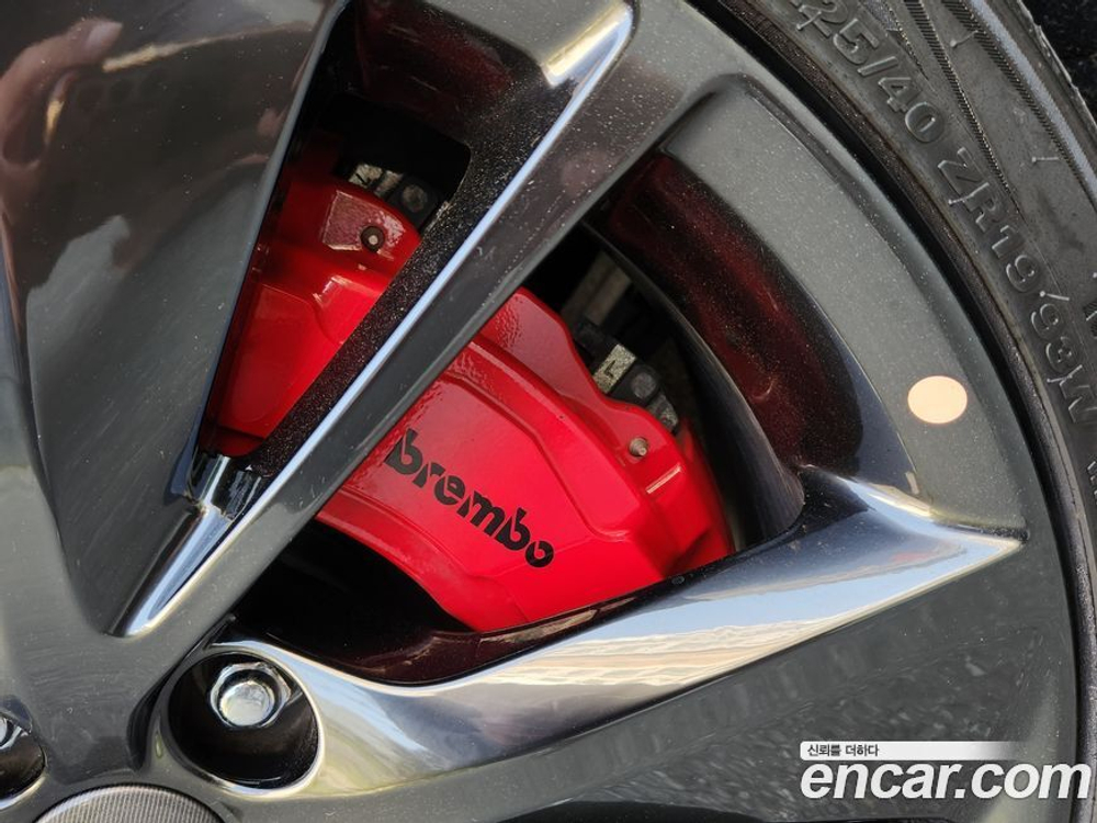 Genesis The New G70 Бензин 3.3T 4WD (03.2023)