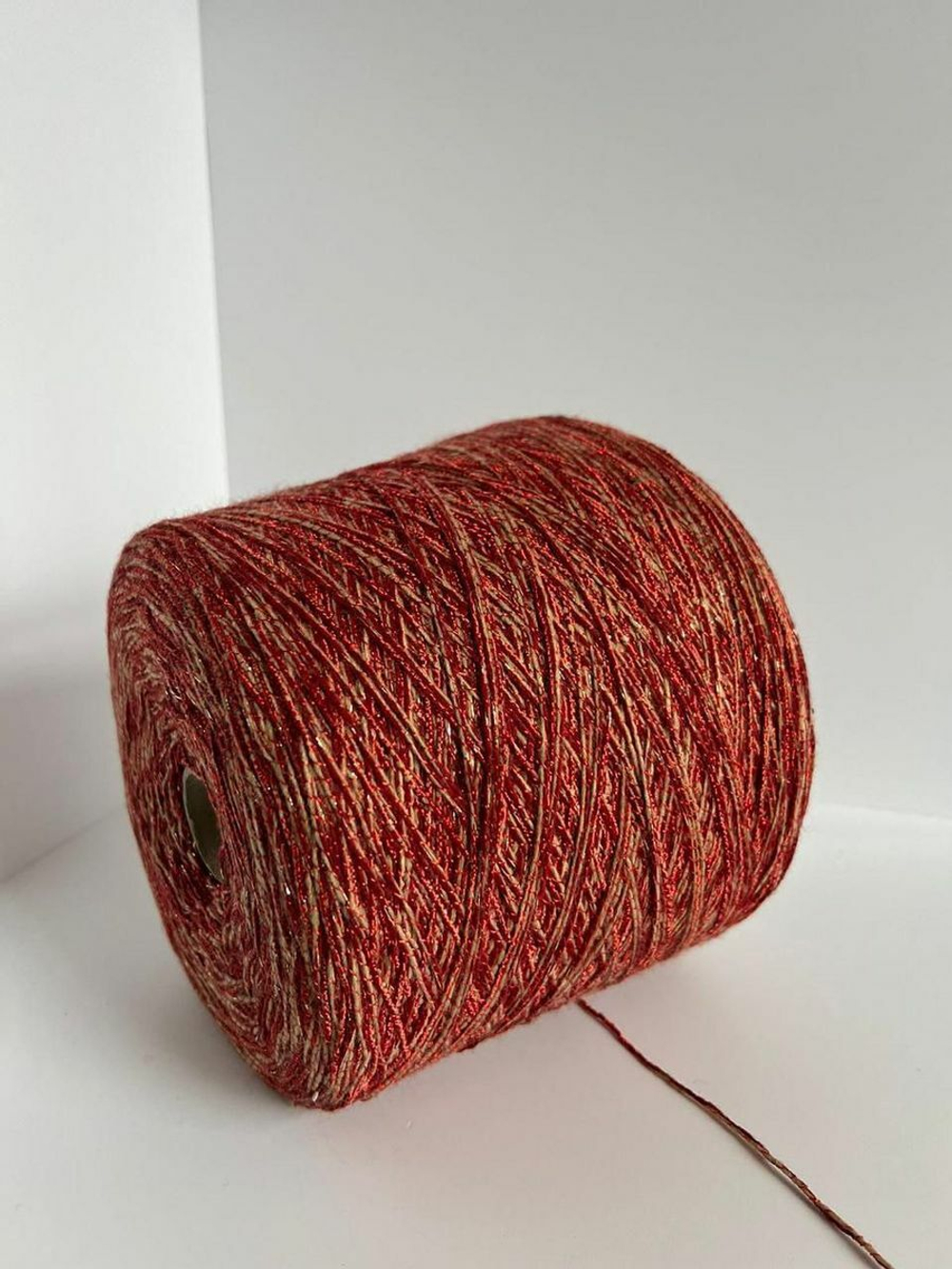 Пряжа для вязания с люрексом Cofil