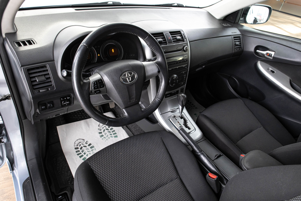 Toyota Corolla, 2011 год