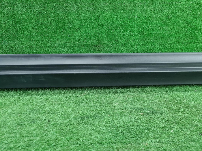 Накладка порога правая Porsche Macan 95b (2014-н.в.)