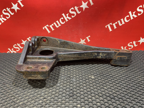 Кронштейн кабины левый 2018г