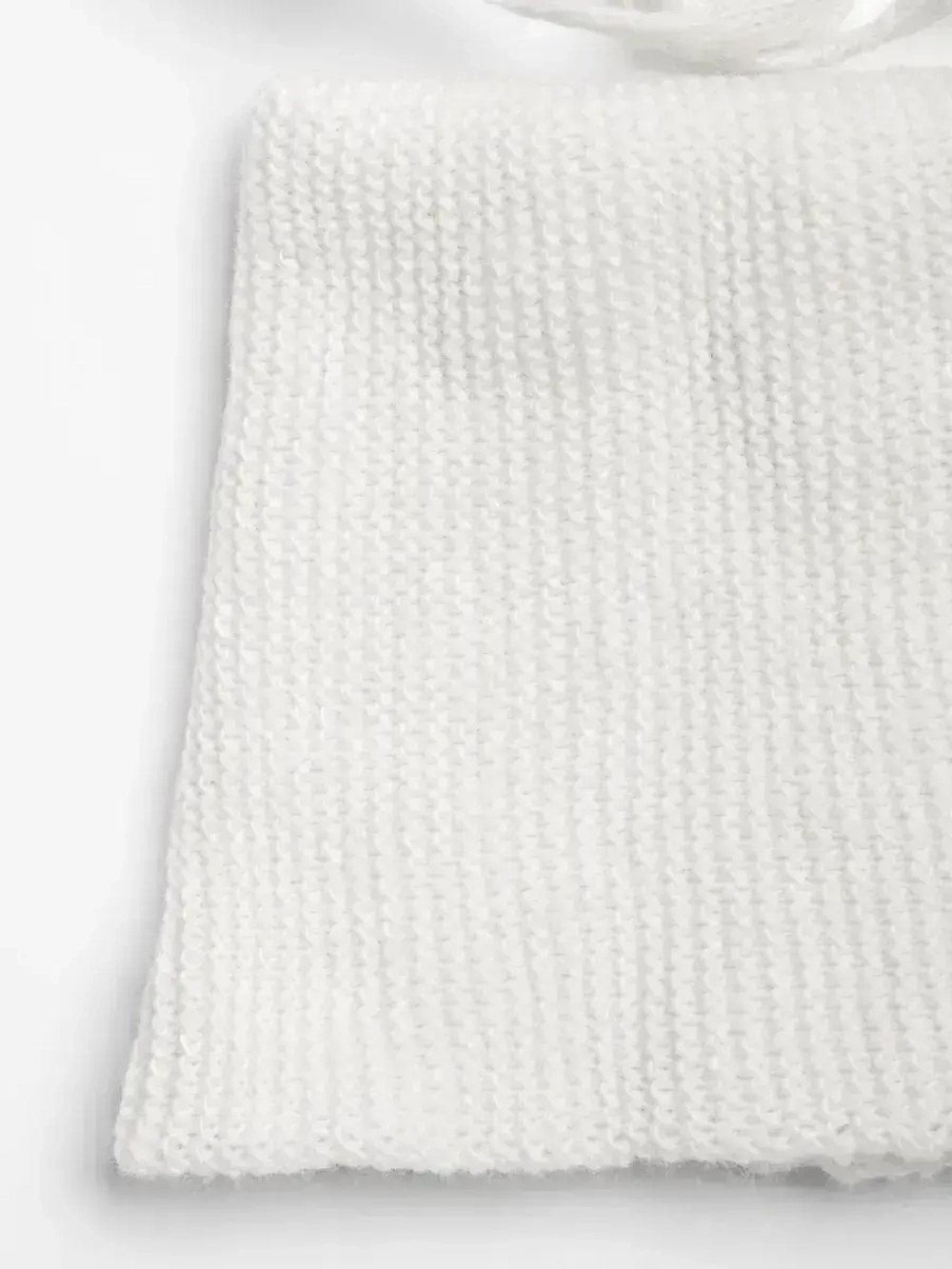 Шапка детская осенняя со снудом