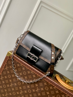 Louis Vuitton Dauphine Soft MM