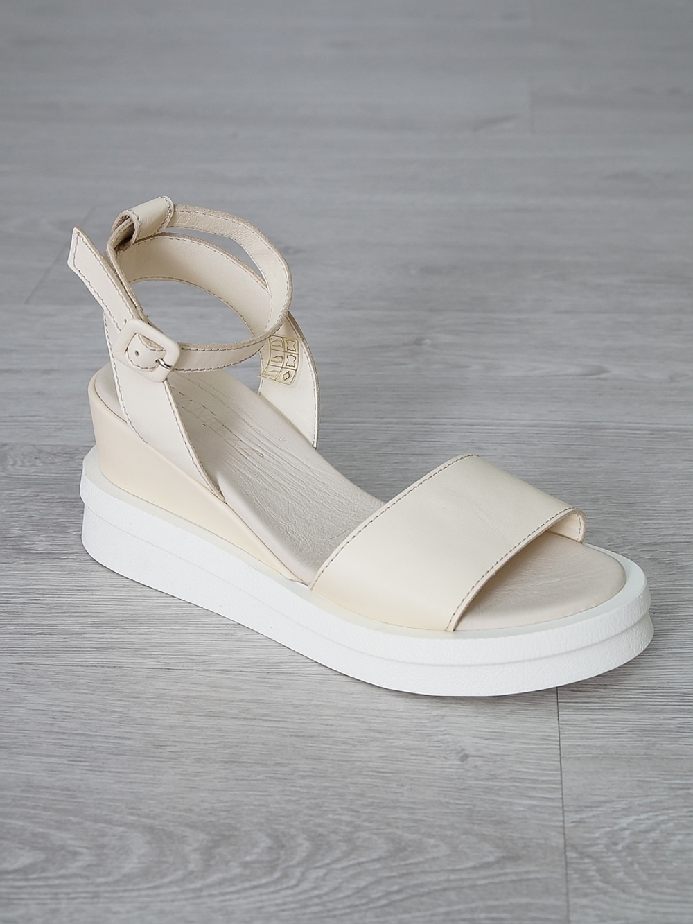 Босоножки женские LIANREZA 06164\9812-3