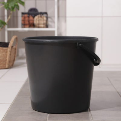 Ведро хозяйственное с мерной шкалой, 12 л, чёрное