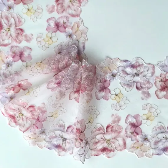 Вышивка на сетке розовая/цветочная 18 см, Китай