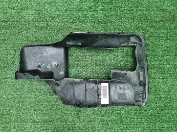 Воздуховод переднего бампера Porsche 911 992 18-нв