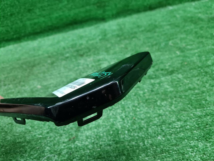 Накладка переднего бампера правая Zeekr 001 21-нв