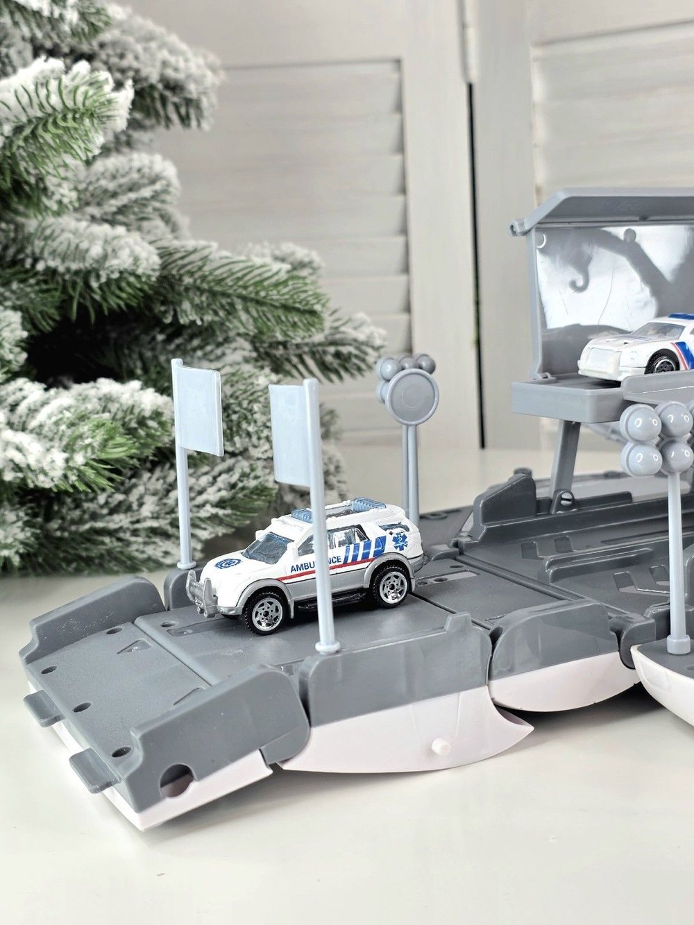 Игровой набор Парковка "Гонки" 2в1 свет/звук (200503277)