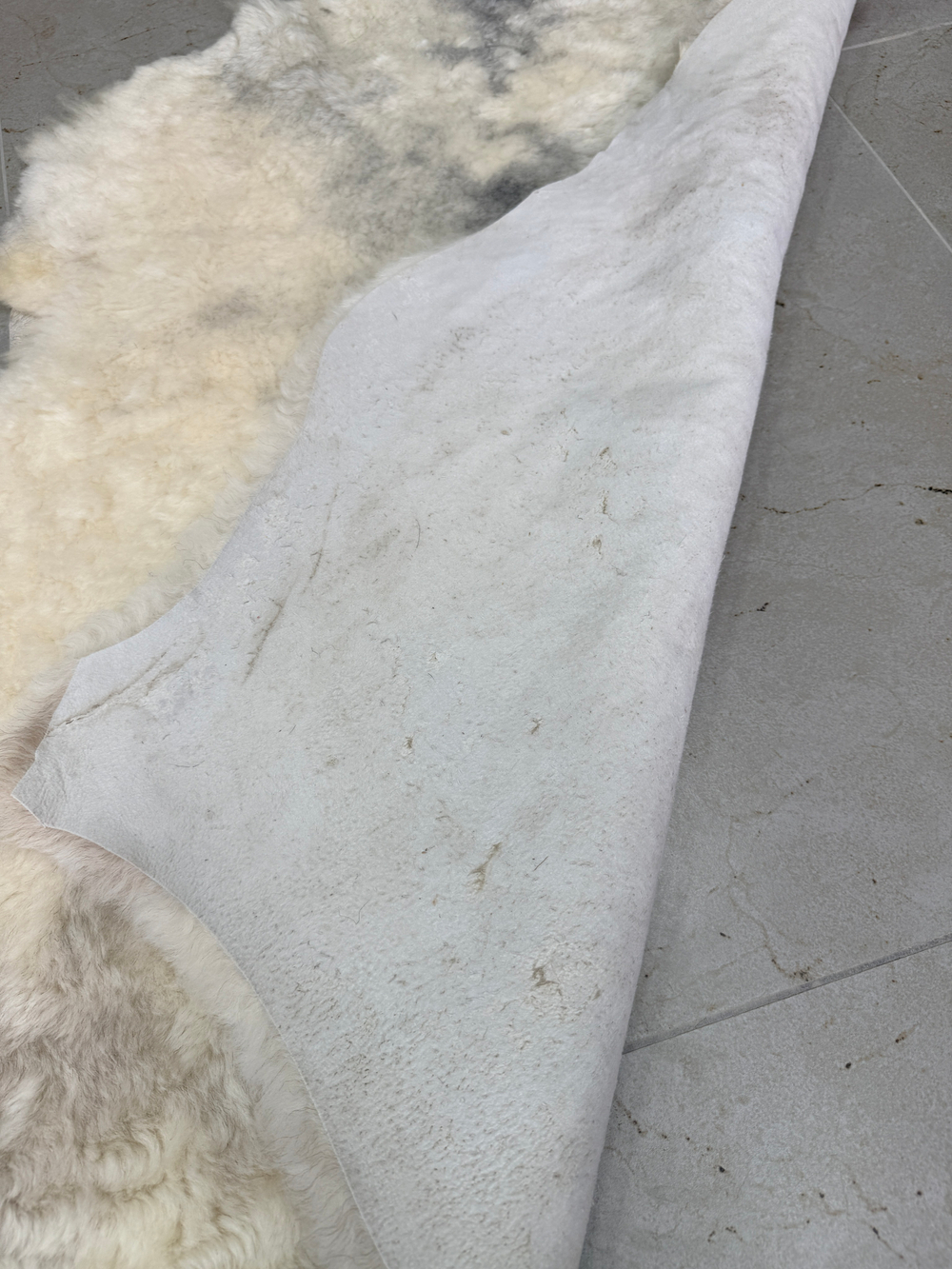 Шкура коврик меховой прикроватный овчина, 100х65 см.