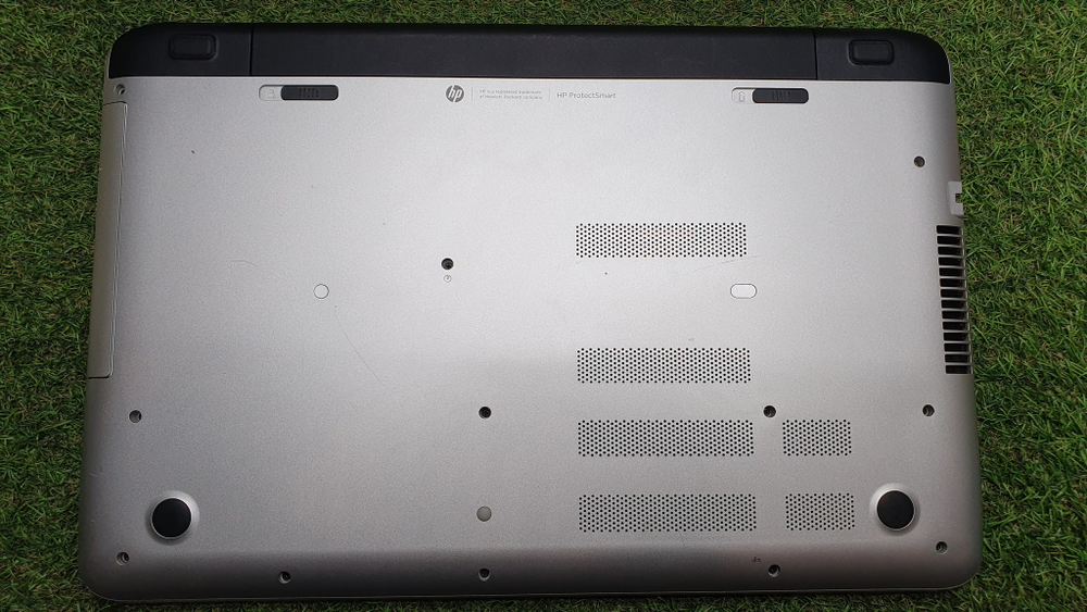 Ноутбук HP AMD A10/12Gb/R7 M260 2Gb/Pavilion 17-f009sr [g7y09ea]/Windows 10