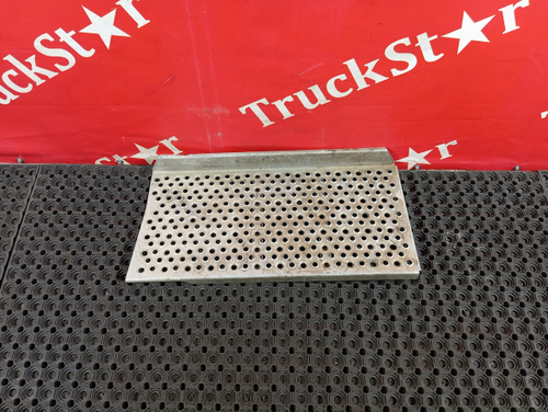 Трап над глушителем