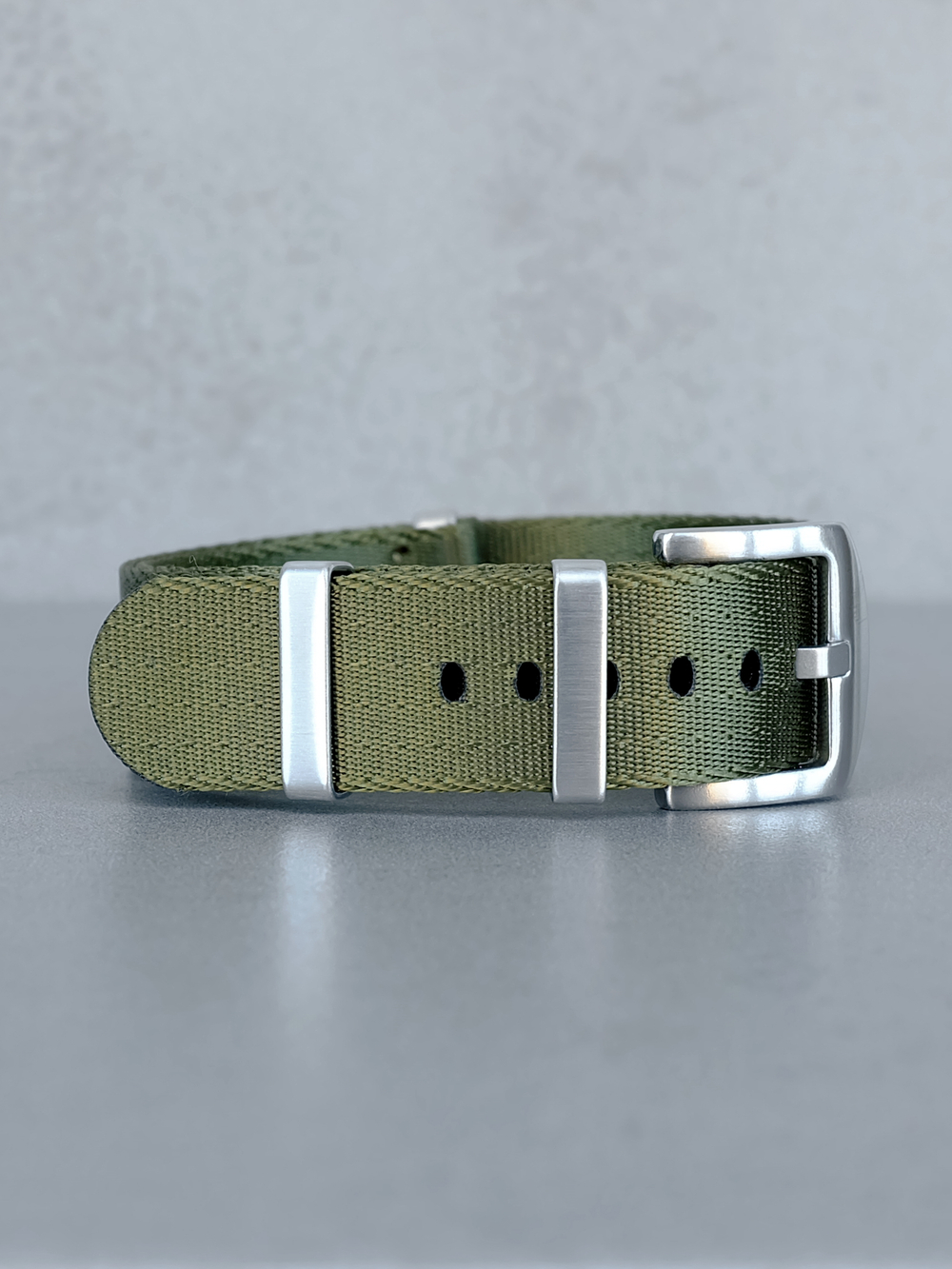 Nato Strap Premium - нейлоновый ремешок для часов