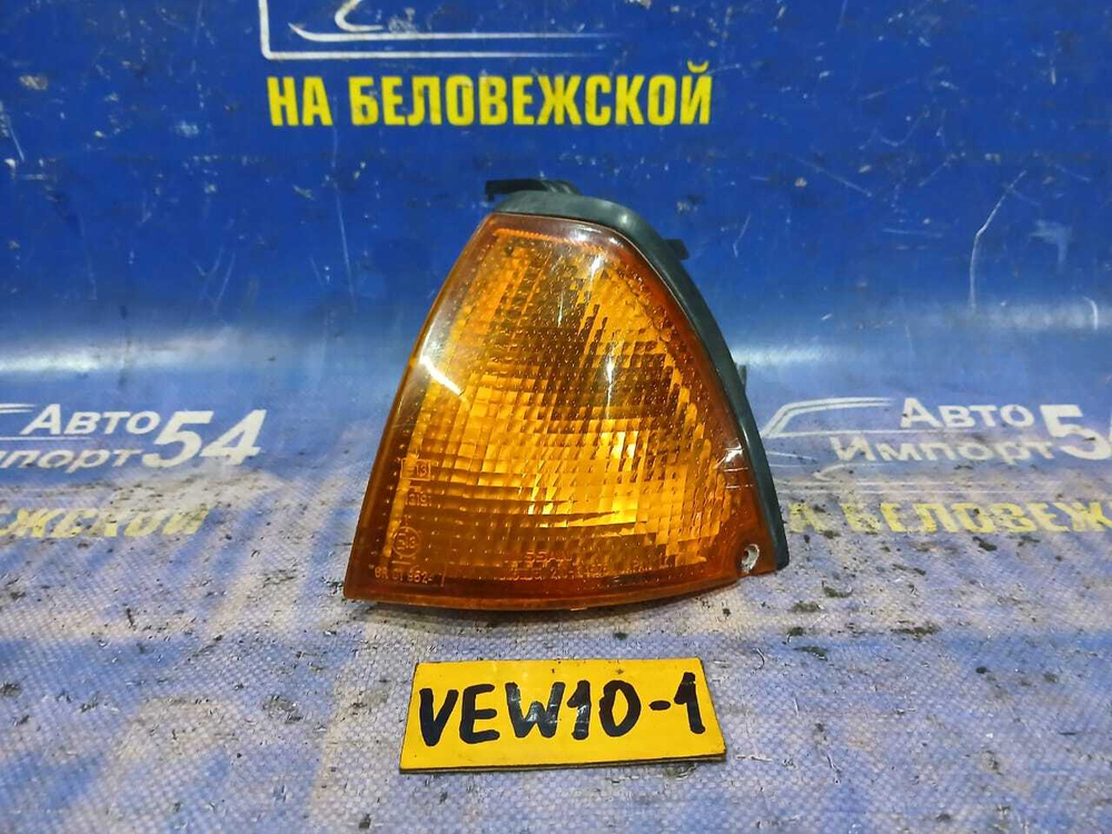 Габарит левый NISSAN AVENIR 1997