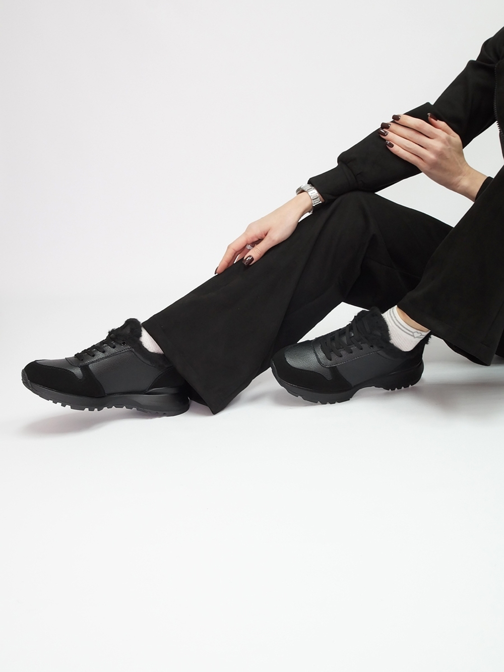 Кроссовки женские зимние