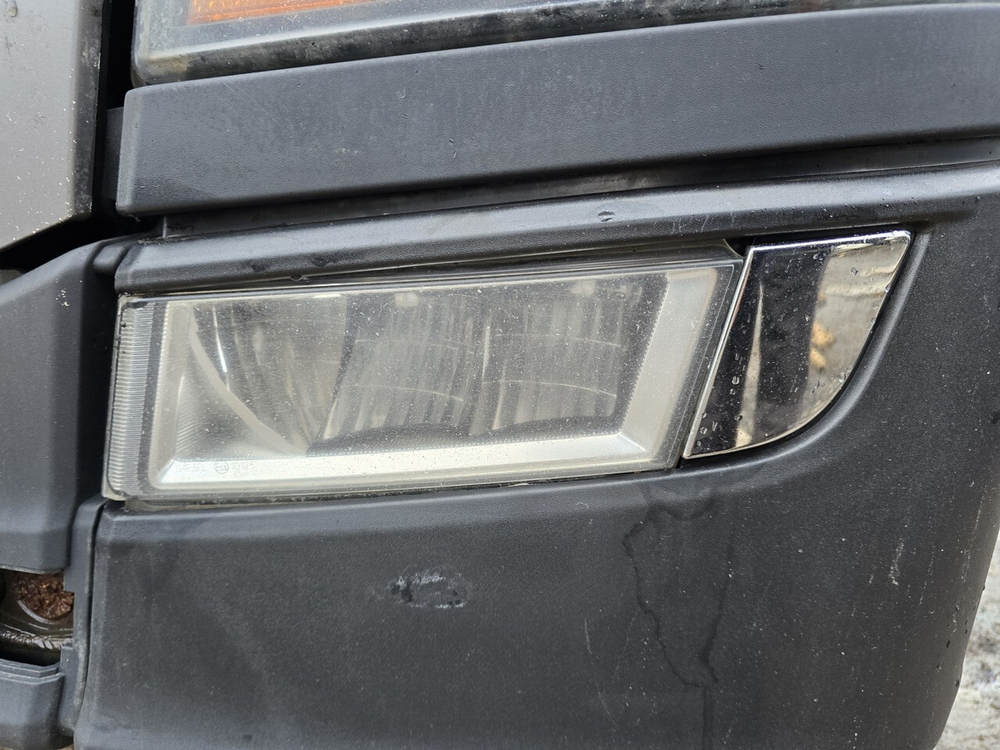 Фара противотуманная левая 2020г