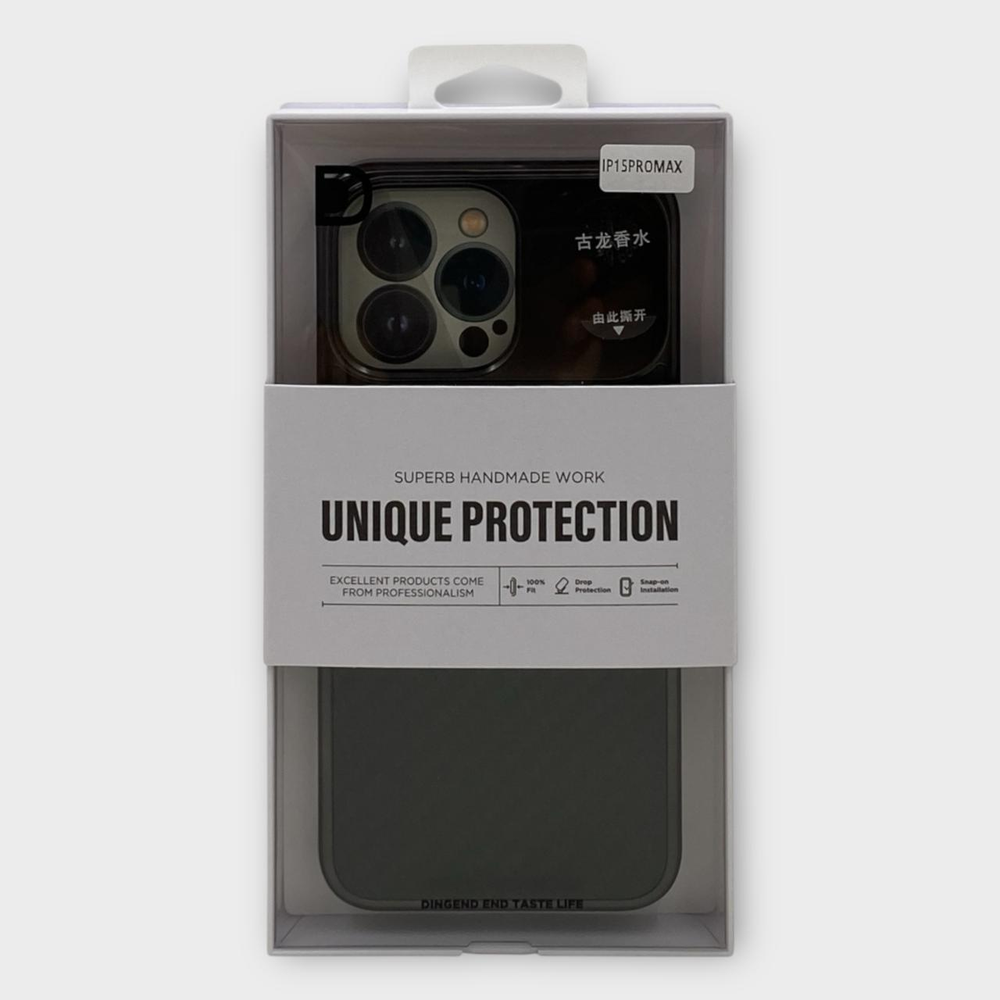 Чехол для iPhone 16 UNIQUE PROTECTION карбон/пластик с подставкой