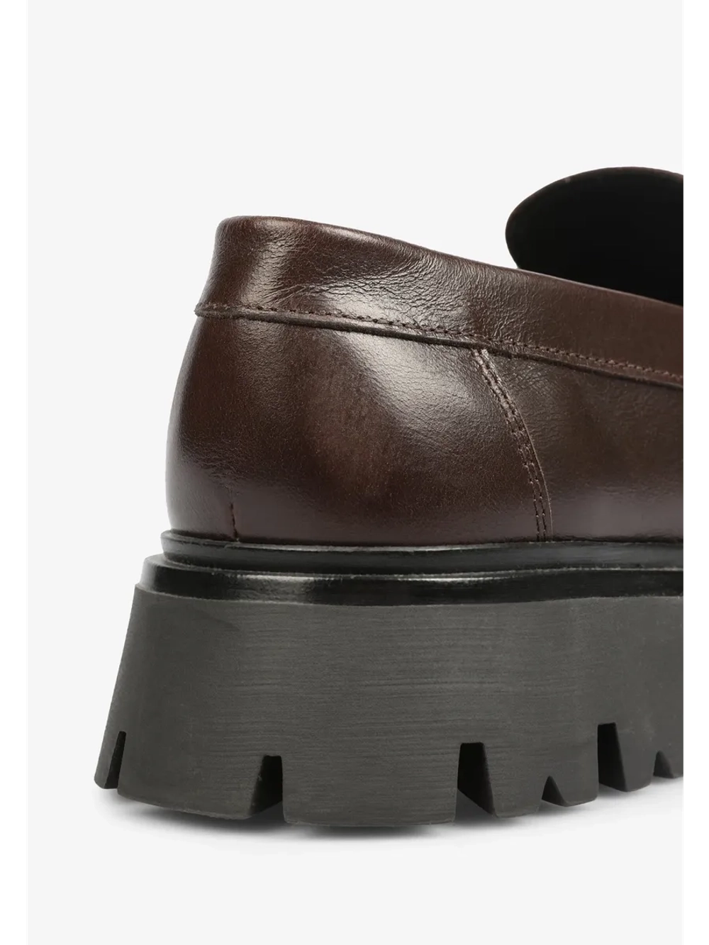 Мокасины на тракторной подошве