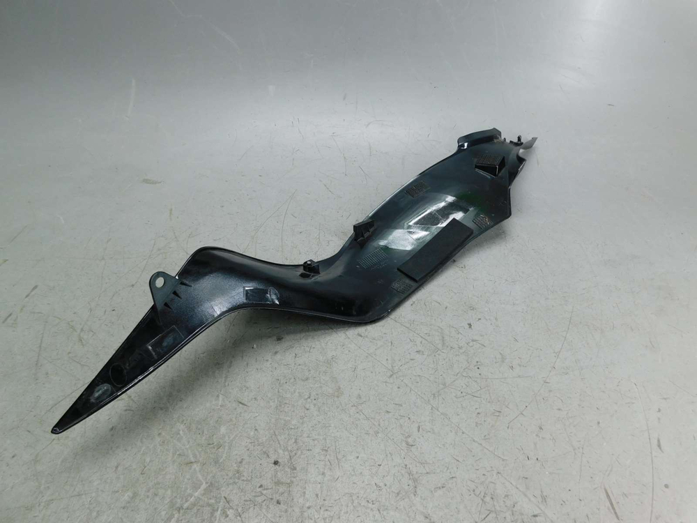 Пластик боковой правый Kawasaki ZX6R 36001-0595 029530