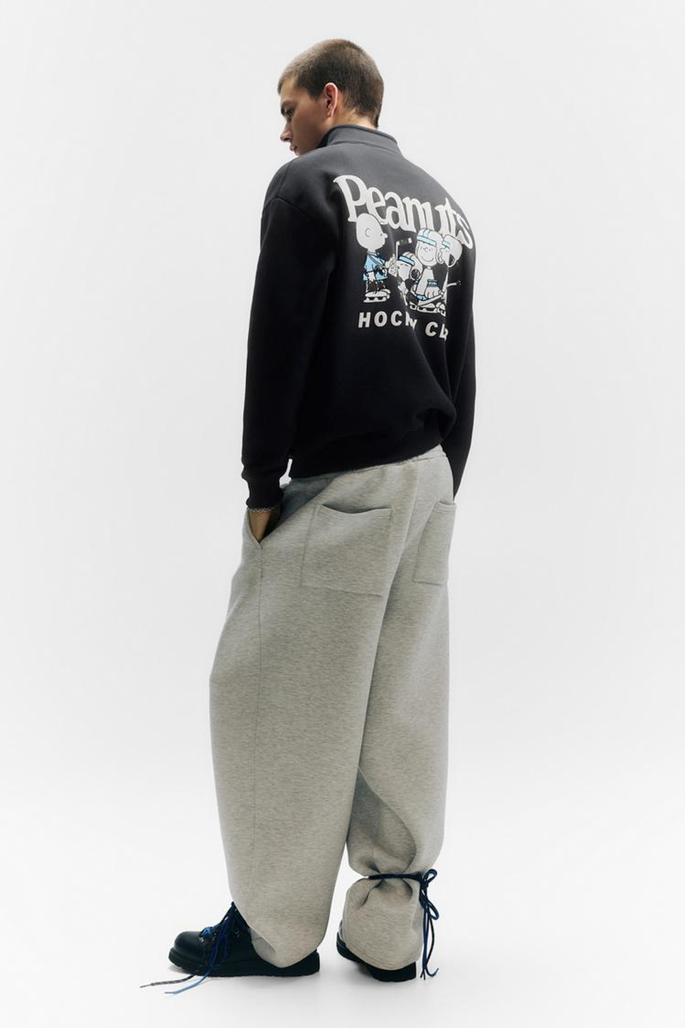 PULL&BEAR Толстовка на молнии и воротником-стойкой с принтом «Peanuts», темно-синий