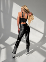 Брюки Kaya кожаные на молнии сбоку и разрезами внизу однотонные