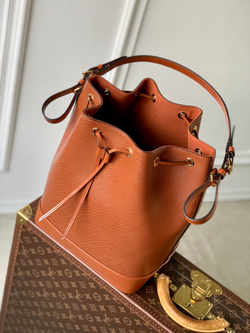 Louis Vuitton Noe MM Bucket Bag
