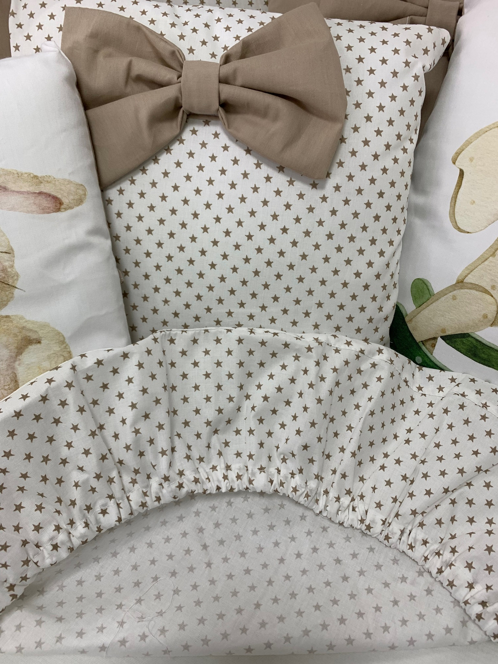 Комплект в кроватку 18 предметов "Енотики на качалке" коричневый, сатин