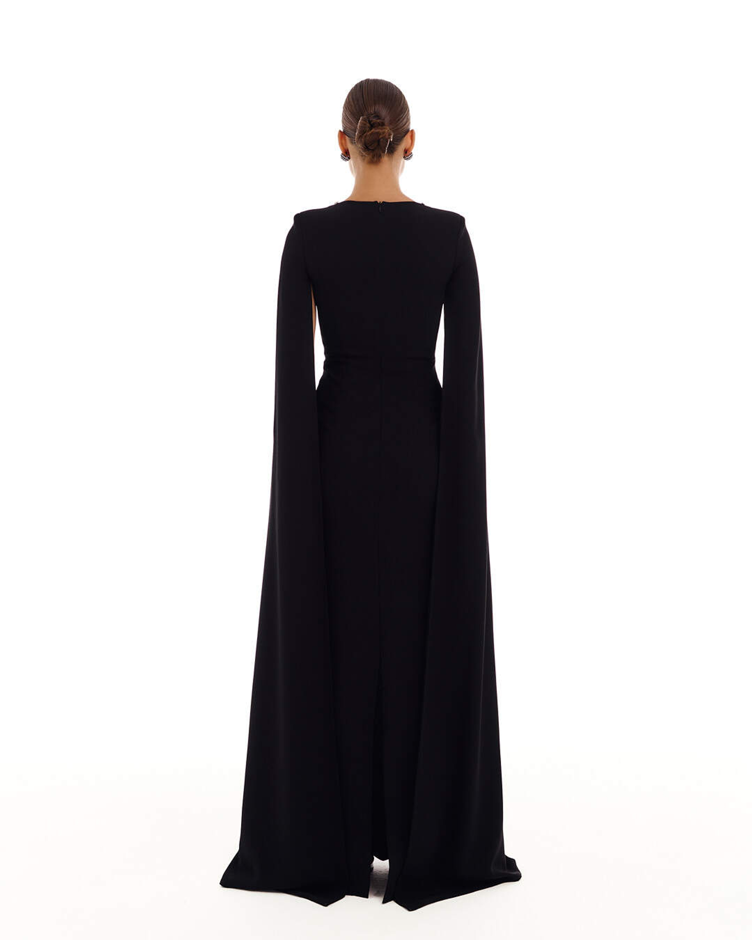 Платье-кейп Amani (Амани) выш. декольте черный