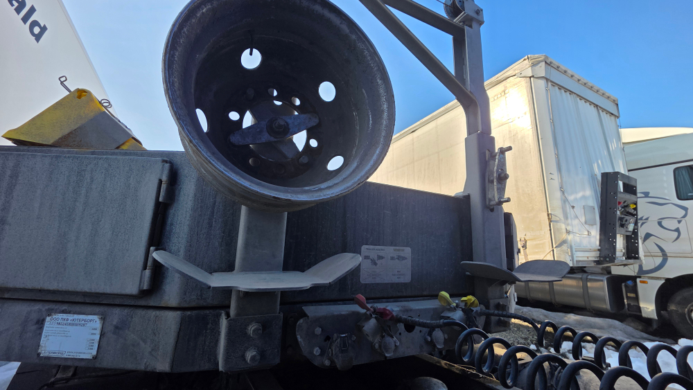 Ютерборг 9852* Полуприцеп тяжеловоз 4 оси 985245 (Раздвижной)