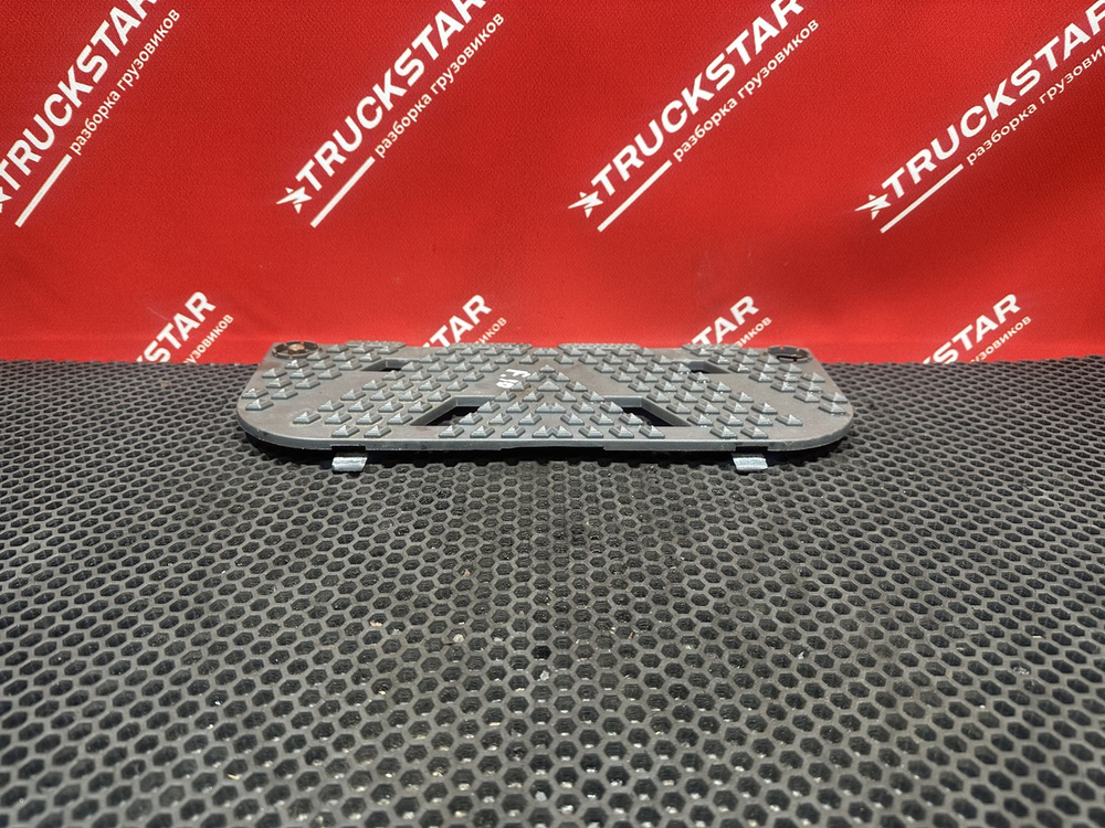 Накладка ступеньки 2022г