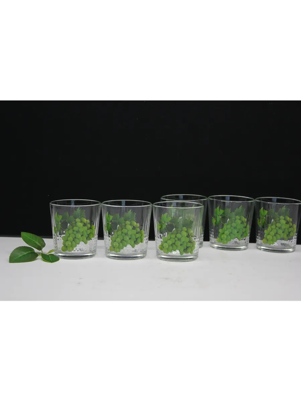 Стакан для напитков сока и воды