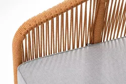"Канны" диван 2-местный плетеный из роупа, каркас алюминий светло-серый (RAL7035) муар, роуп оранжевый меланж круглый, ткань светло-серая