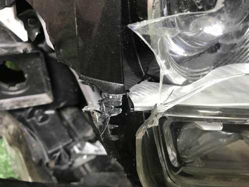 Битая Фара правая Land Cruiser 200 15-21 LED Black