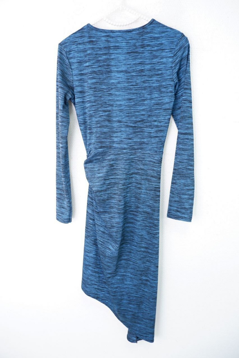 Платье Lost Ink лаконичное 42 размер