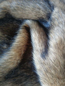 Мех искусственный средневорсовый бурый волк / немецкая овчарка 30 мм