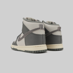 Кроссовки Nike Dunk High Vintage Light Bone Grey  - купить в магазине Dice